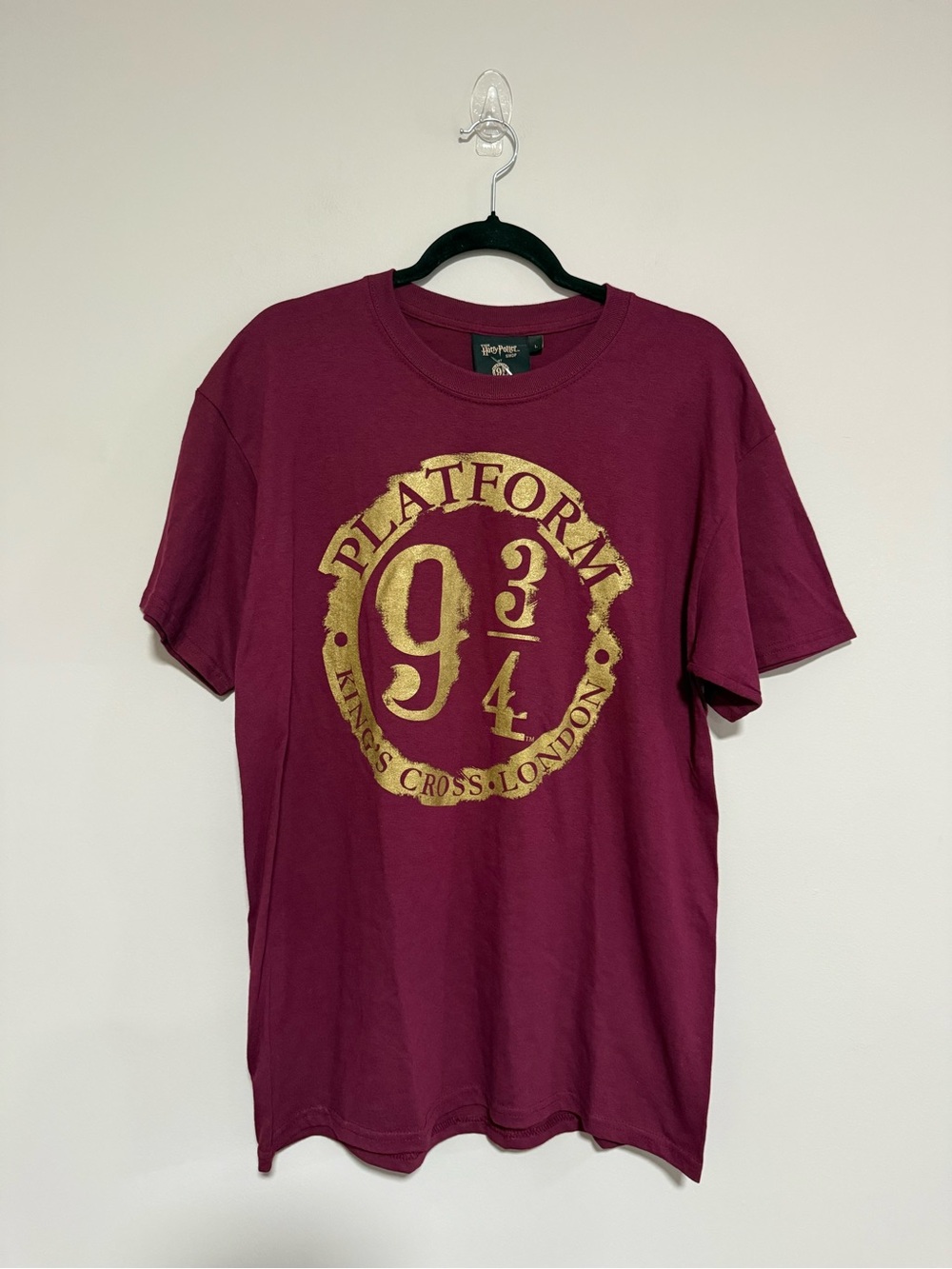 The Harry Potter Shop Platform 9 3/4 King’s Cross Graphic Tee Size Large NWT
